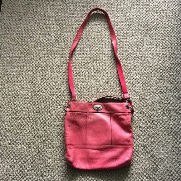 Fossil Crossbody Purse in coral - Picture 2 of 4